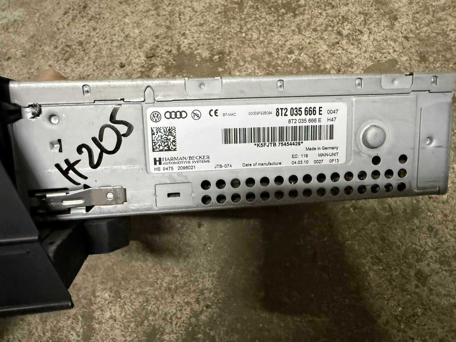 MEDIA,Радио,Навигация,Чейнджър 8T2 035 666 E ном 205