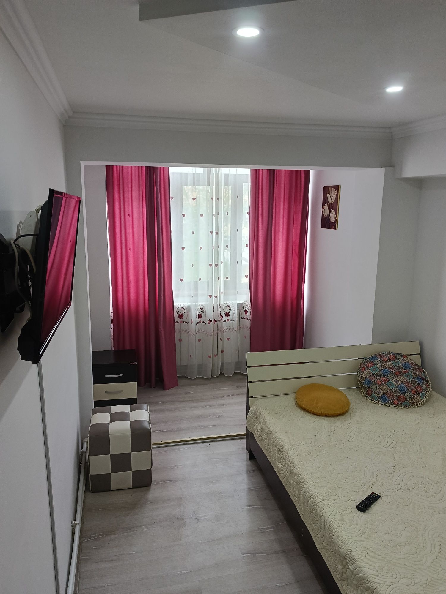vând apartament confort 1