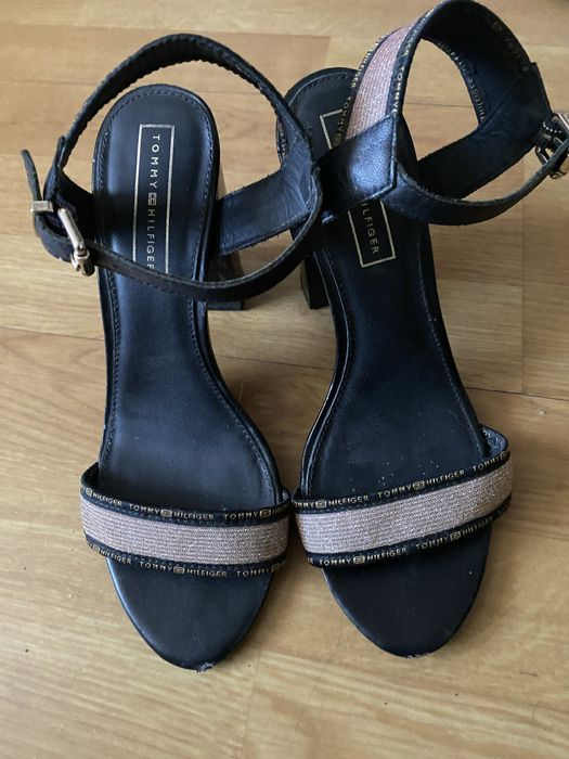 Pantofi cu toc Tommy Hilfiger
