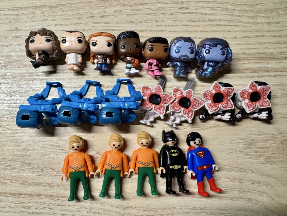 Киндер осд дс повторки stranger things dc playmobil