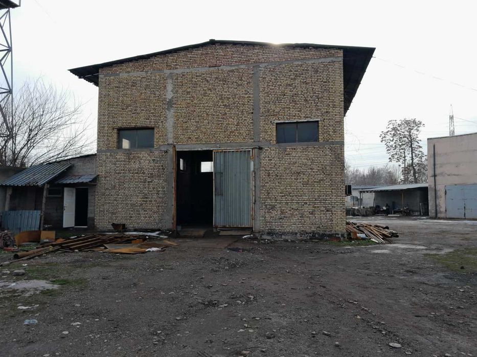 Продам 68-сот в Ташкенте (бектимир р/н), промзона. Свет,газ, вода.