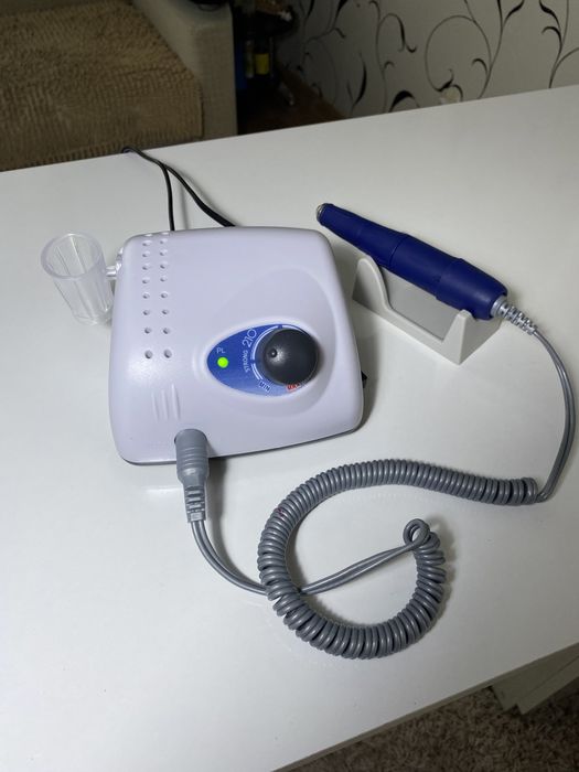 Продам аппарат для маникюра STRONG 210