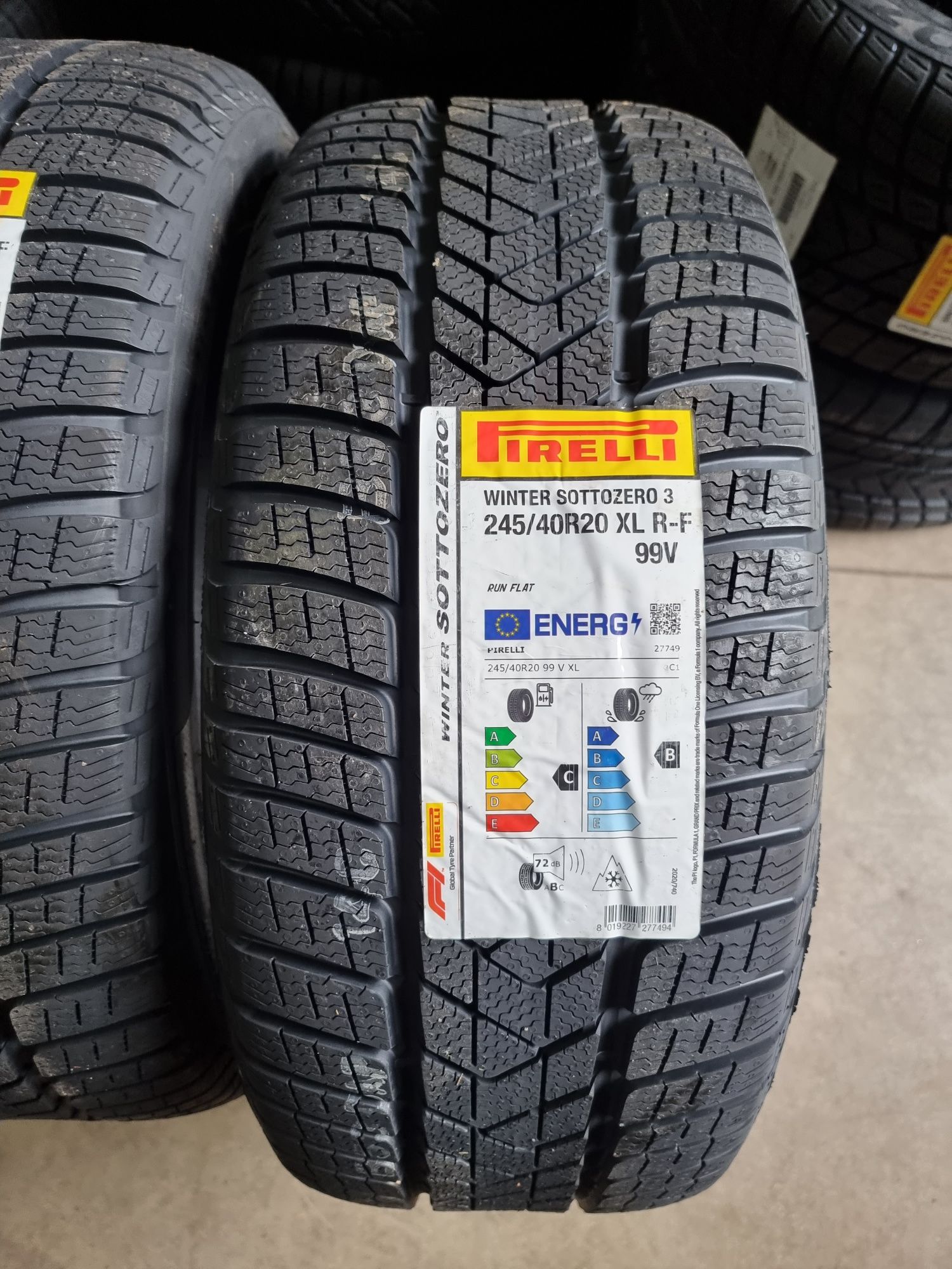 275/35/20//245/40/20 PIRELLI 4бр RunFlat