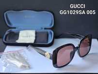 40% reducere Ochelari Gucci soare noi cu toc, laveta, husa