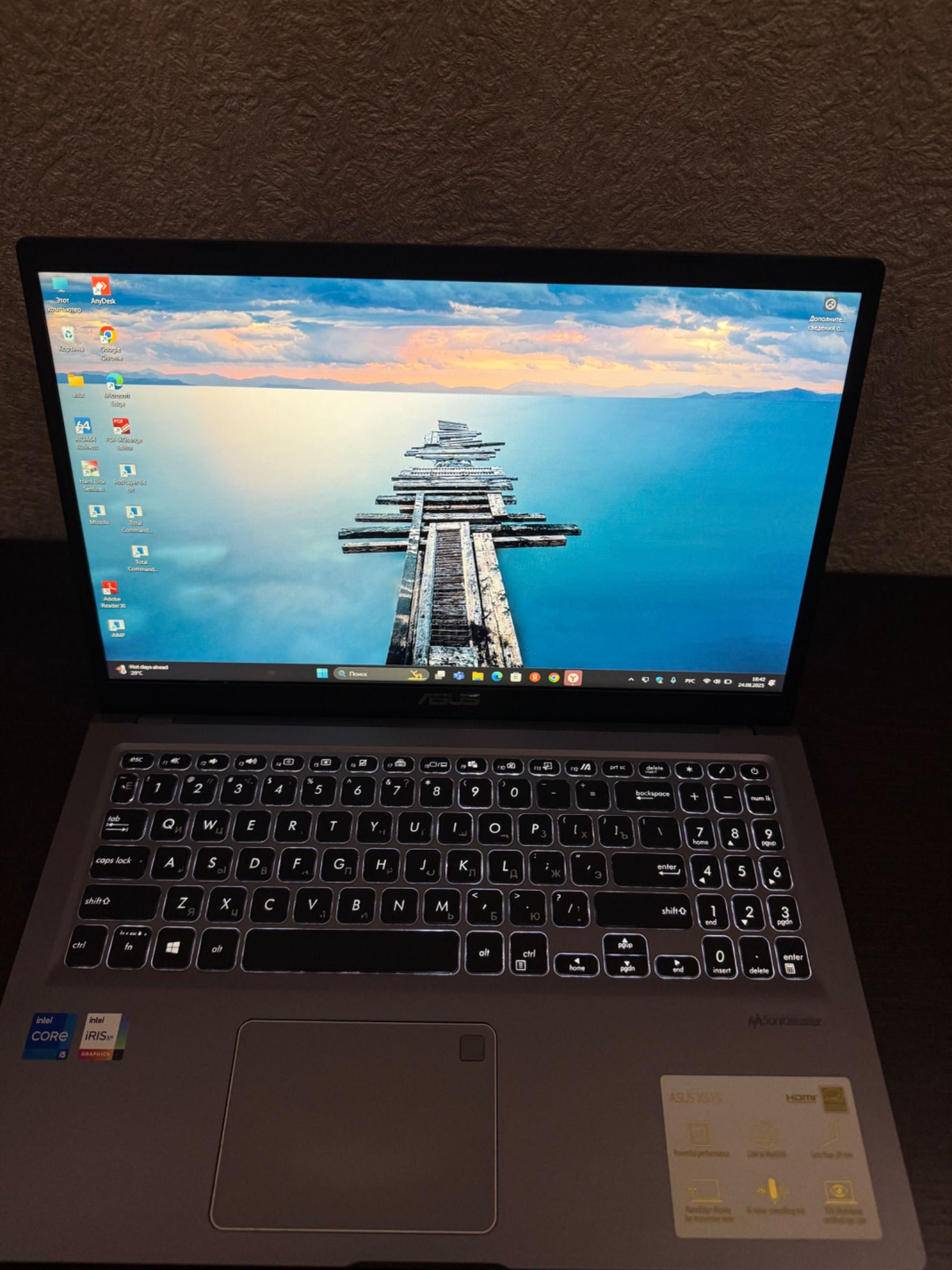 Ноутбук Asus R565E