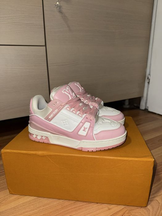 Louis Vuitton обувки.