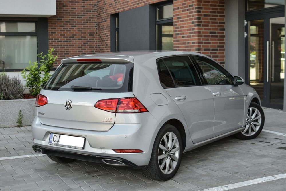 Volkswagen Golf VII 1.6Tdi 110Cp—Lounge-