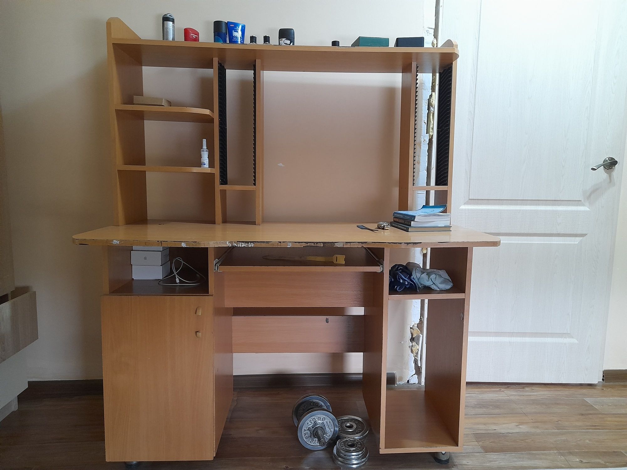 Компьютерный стол. Б.У.