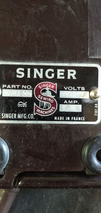 Швейная машина Singer