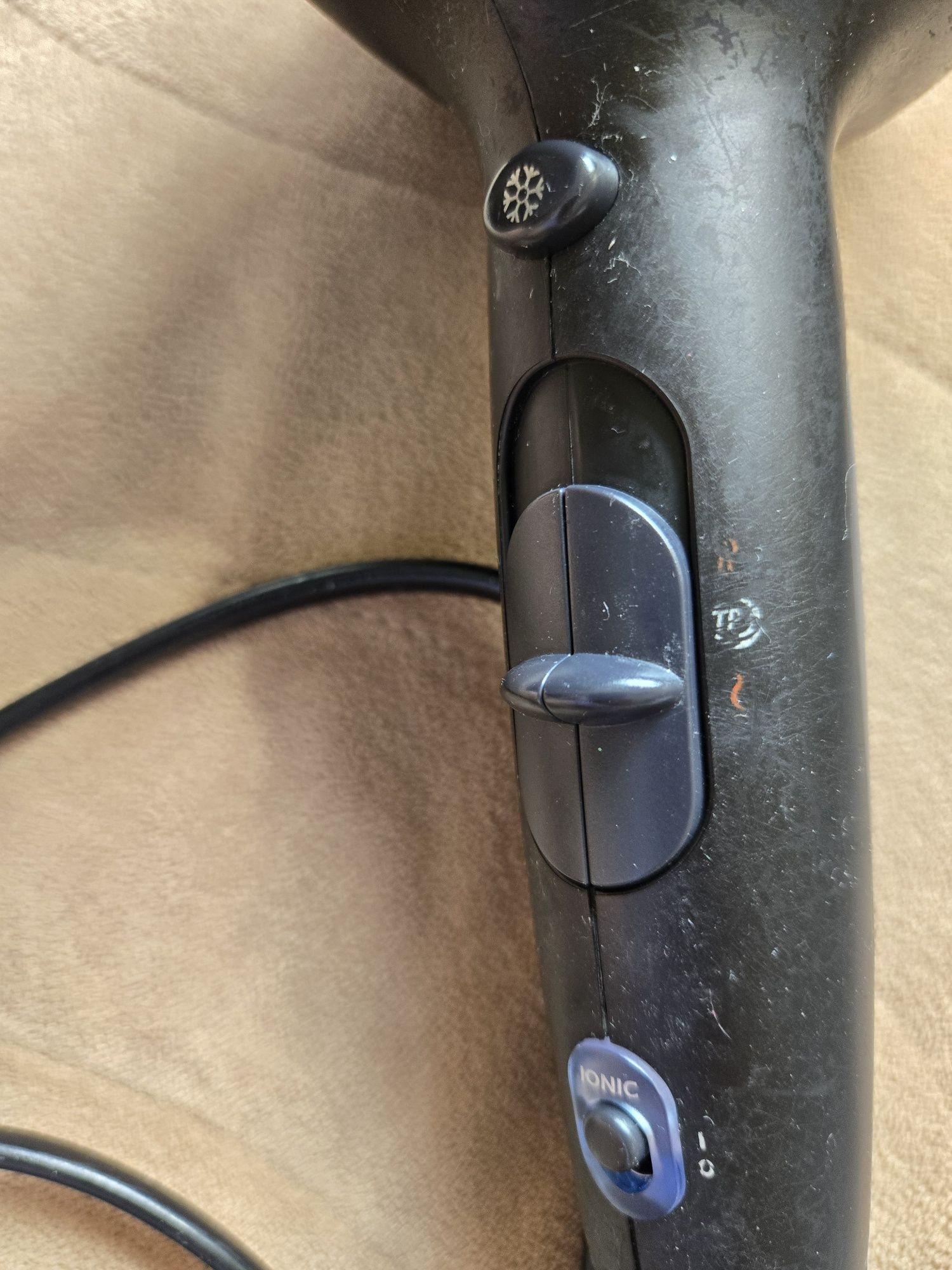 Сешоар Philips Pro care 2300 W с дифузер.