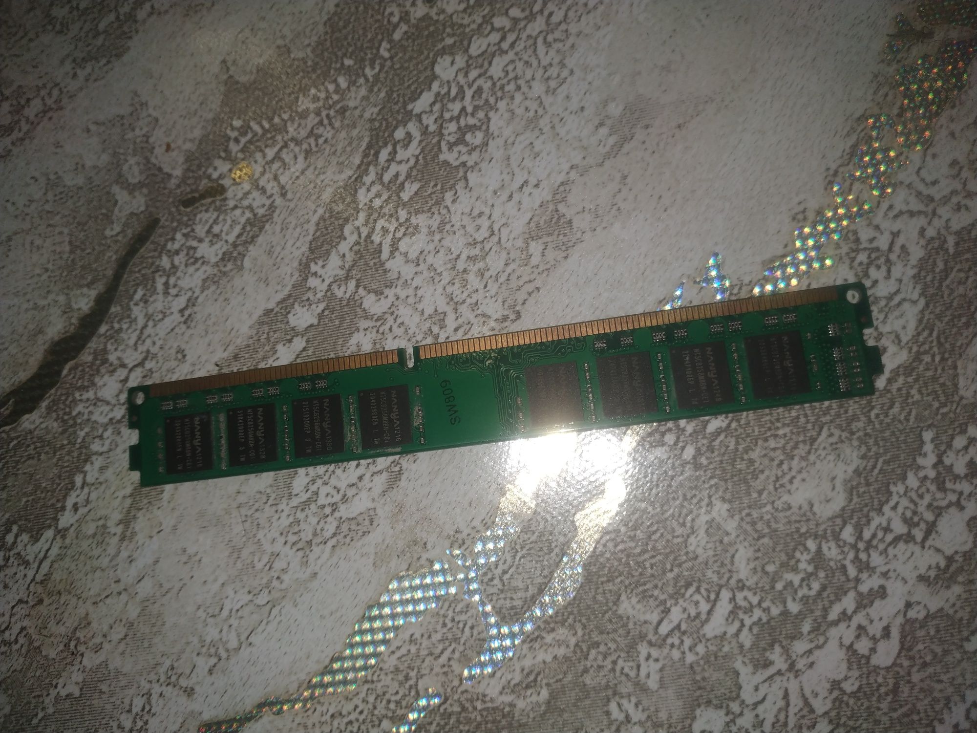 ОЗУ - Kingston DDR3 4gb старая версия, для офисных пк