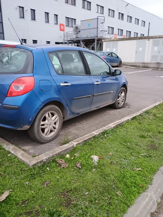 Vând masina stare buna de functionare