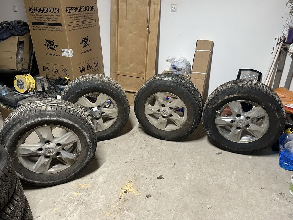 285/60 R18 шины с дисками Ланд крузер джипы