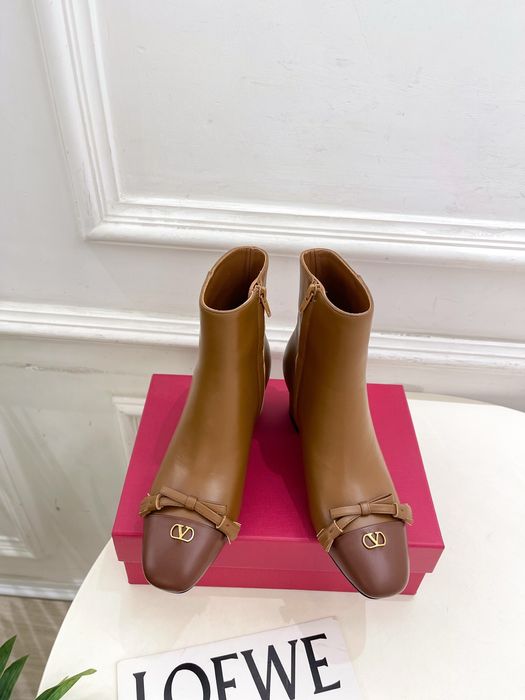 Cizme  Valentino, tip Premium