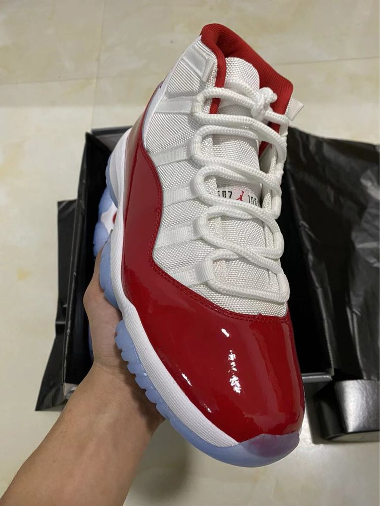 Air Jordan 11 Retro Cherry (2022)