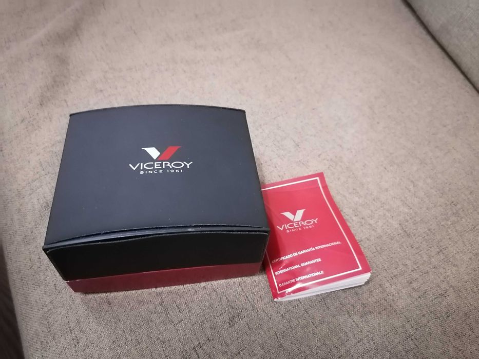 Продавам дамски часовник VICEROY