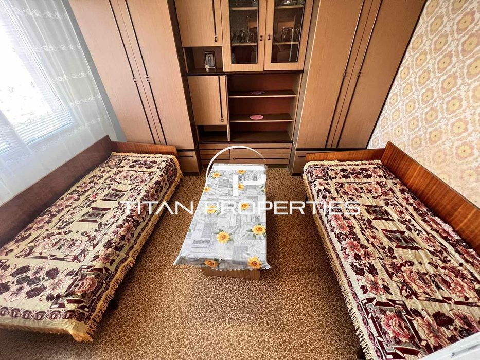 Дава се под наем Двустаен апартамент в Бургас, Славейков - 65 кв.м за 306 € - Снимка #3