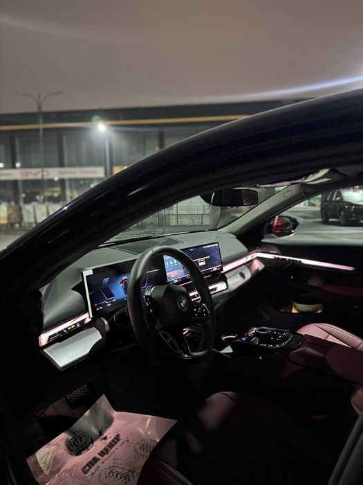 BMW i5 40L 2025 M
