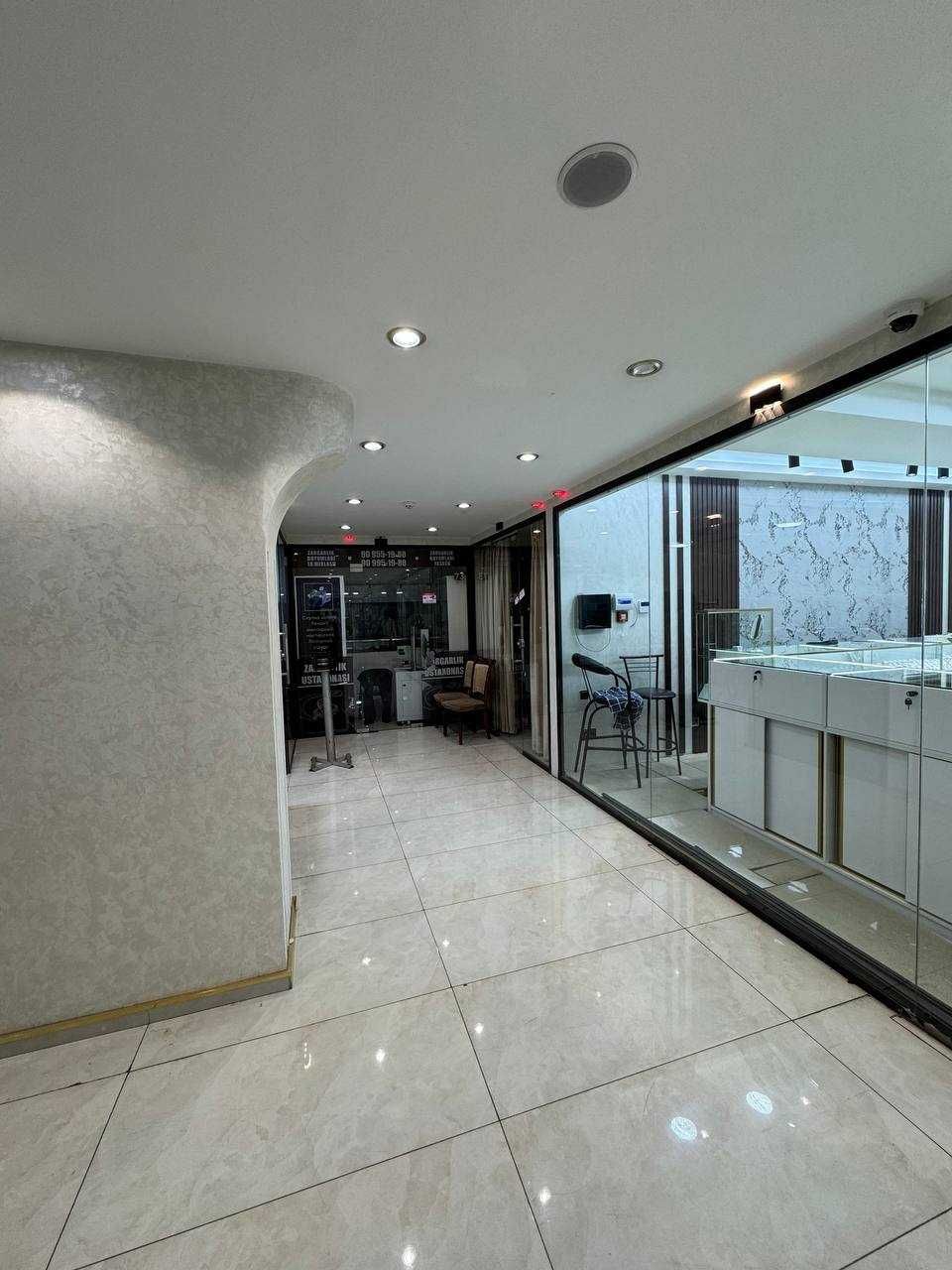 Chorsu Gold Center Markaz 34м2 1 этаж Золотой ряд , Готовый Бизнес