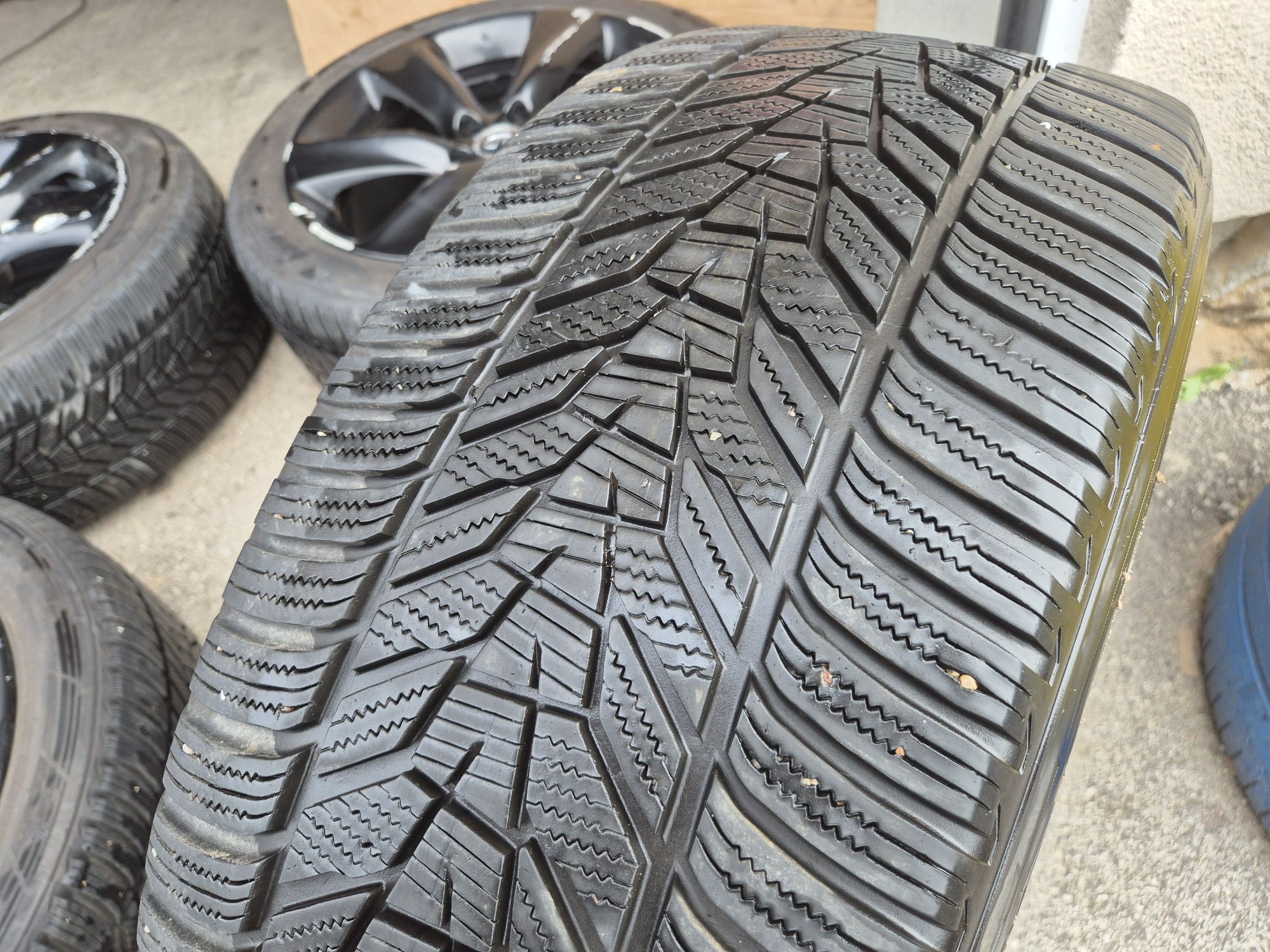 3бр. 265/45/21 гуми Hankook зимни 265 45 21