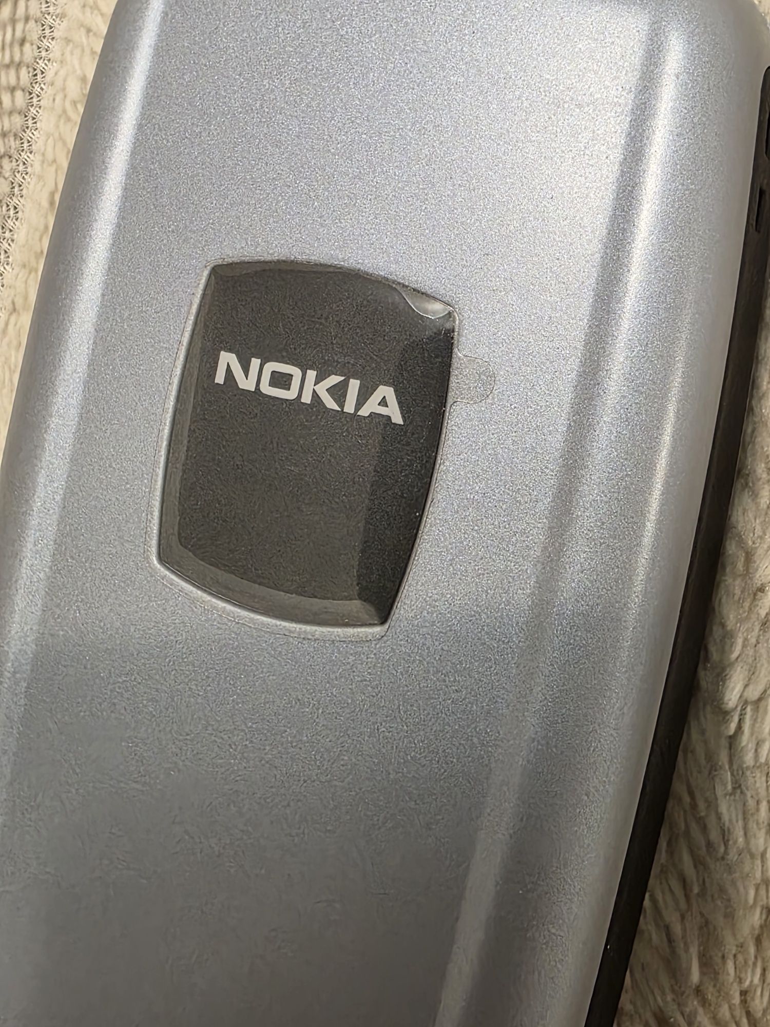 ретро Nokia 2600