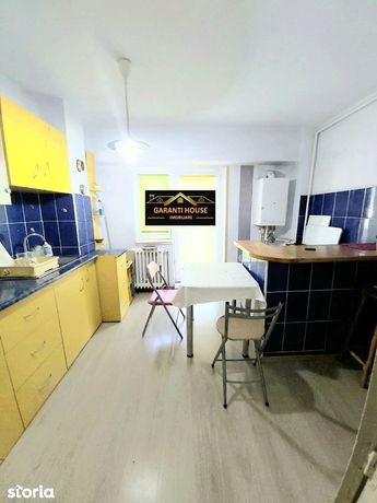 Republicii (SRI), apartament cu 2 camere, decomandat, 200€/Luna