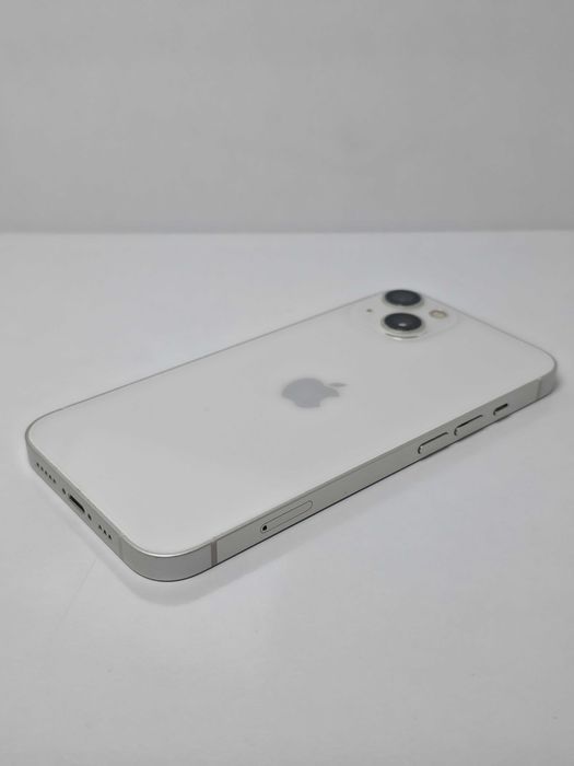 iPhone 13 128GB White