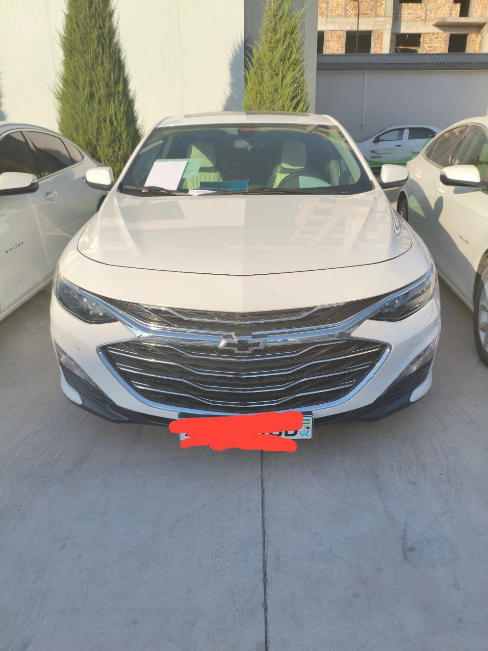 Malibu 2 2 Turbo premer qilingan tashqi tomoni