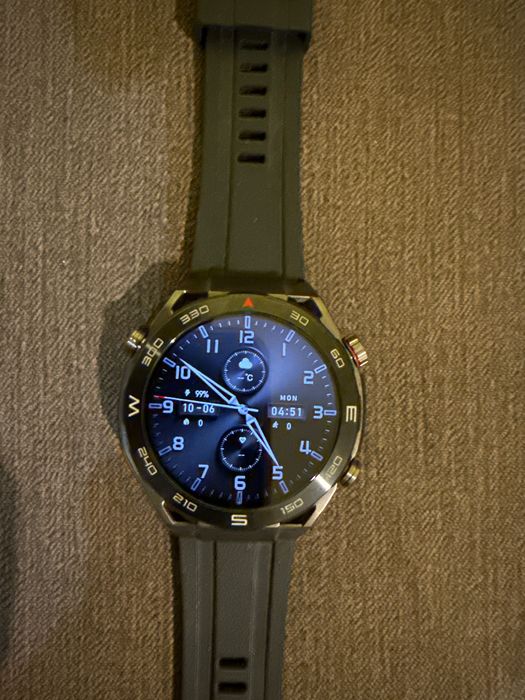 Смарт часовник HUAWEI watch ultimate