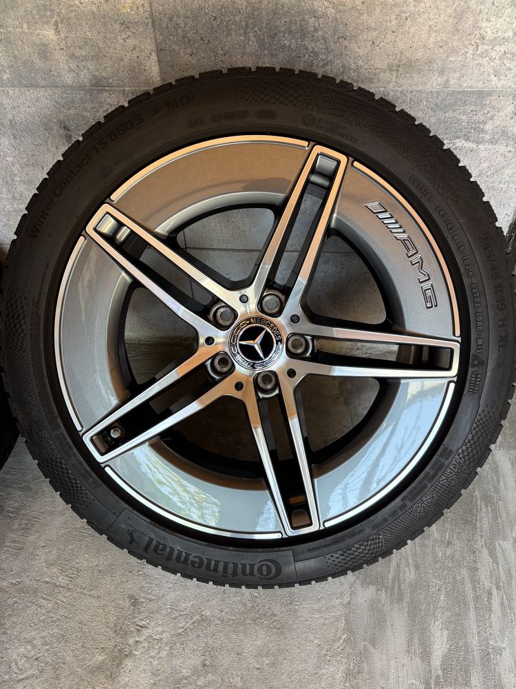 Jante Mercedes AMG Line E Klasse W214 S214 Demo R19