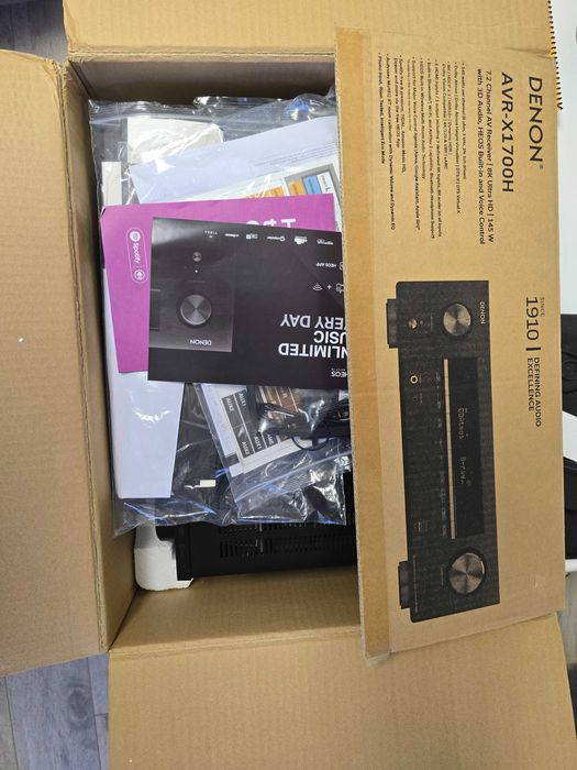 vand receiver Denon X1700H 7.2Ch 8k Dolby Atmos cu Heos built-in