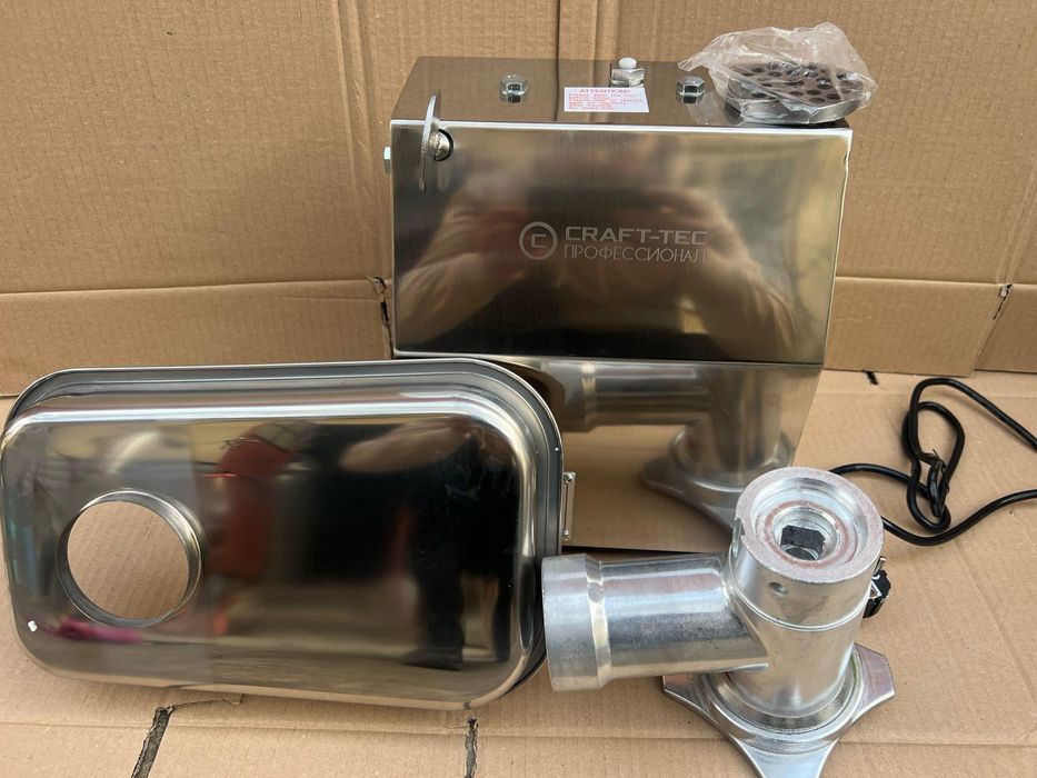 Masina de tocat carne profesionala Craf-Tec 2500w 250 kg/h INOX