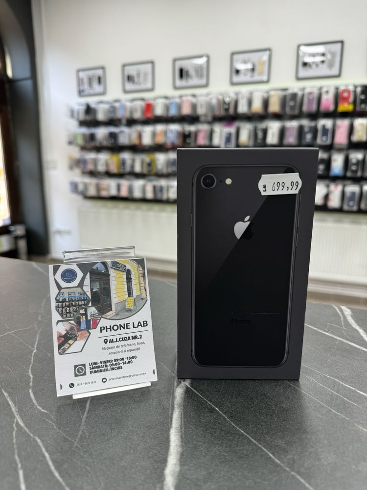 iPhone 8 / 64 Gb / Garantie 6 Luni / Cutie / Accesorii