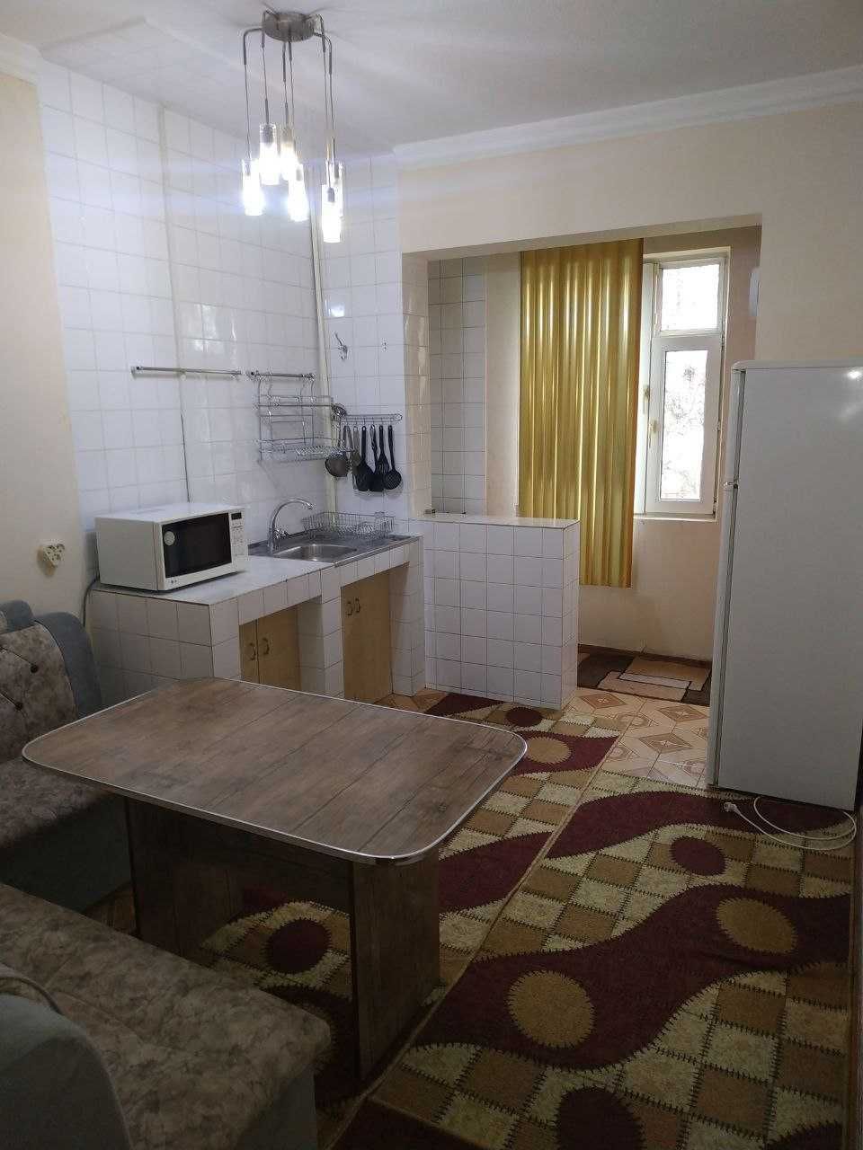 2 комн квартира. ул.Бабура