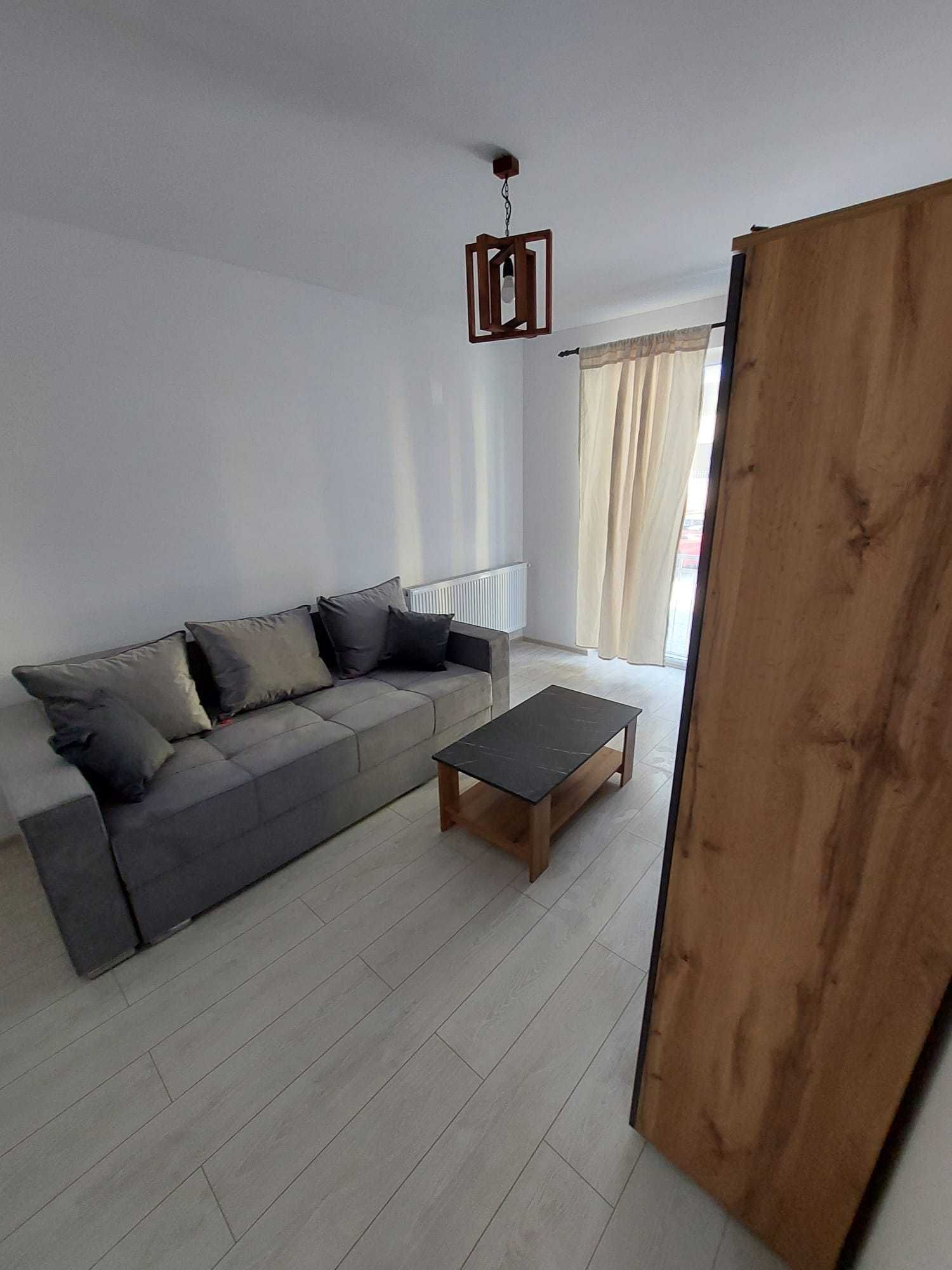 Inchiriez apartament cu o camera