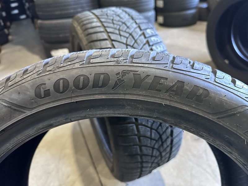 225/45/19 GOODYEAR 2бр