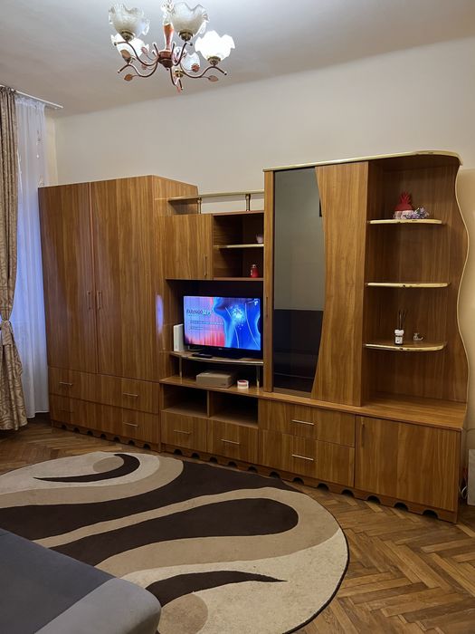 Inchiriez garsoniera