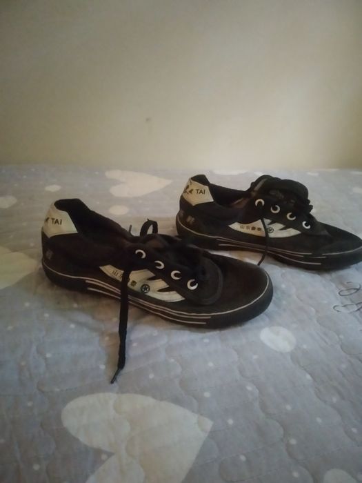 Бутсы футбольные