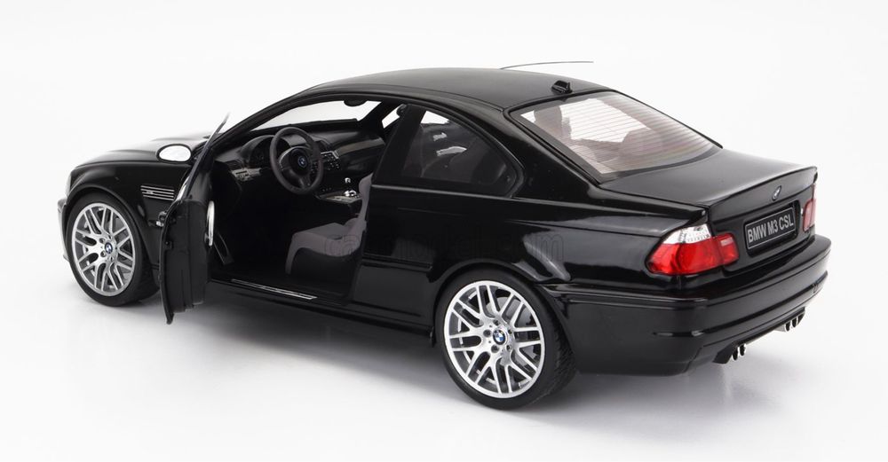 Macheta BMW M3 CSL E46 - 1:18