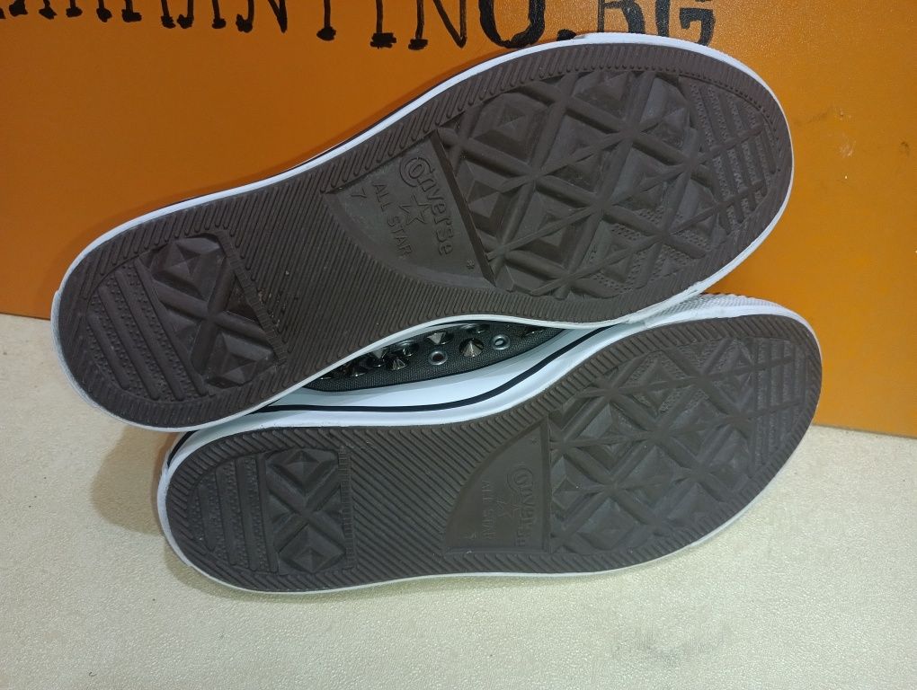 Converse със шипове N 40 - 42 лв