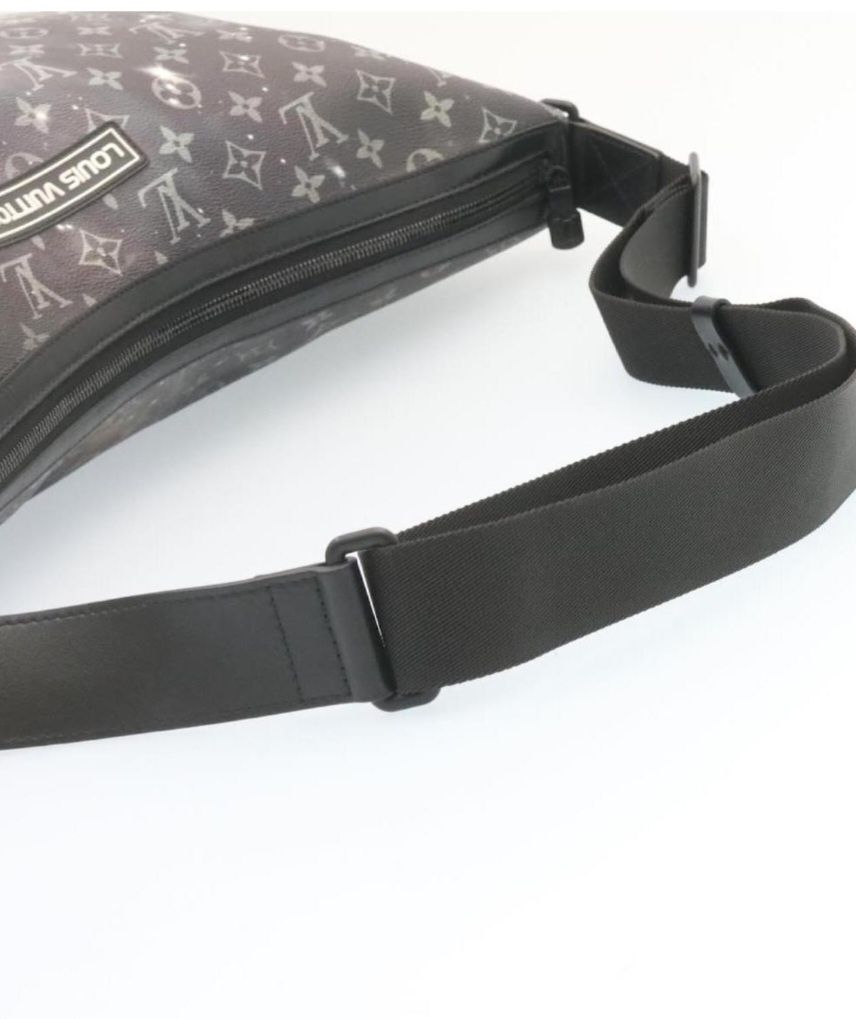 Louis Vuitton Alpha Hobo bag