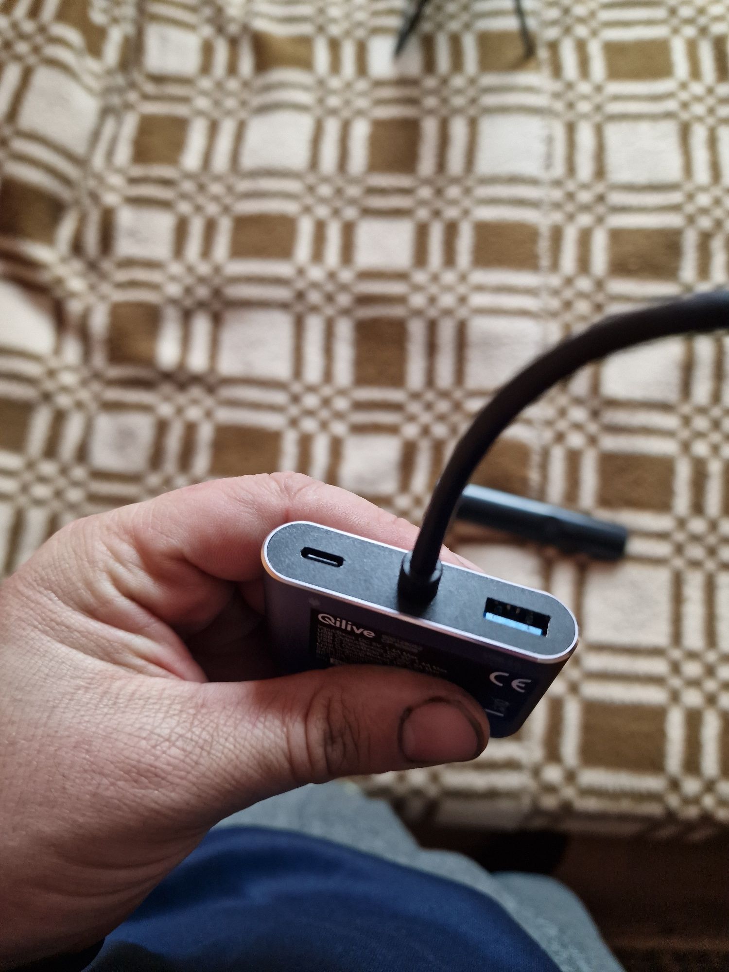 Adaptor USB-C HDMI / VGA