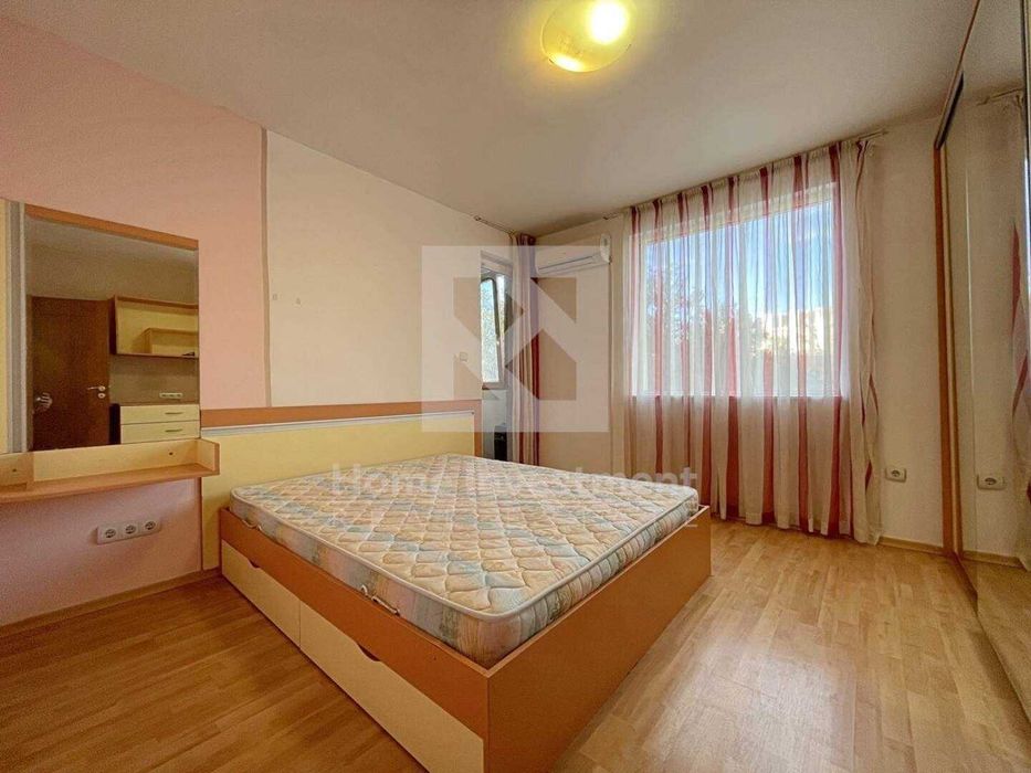 Четиристаен обзаведен апартамент в района на Зимно кино Тракия