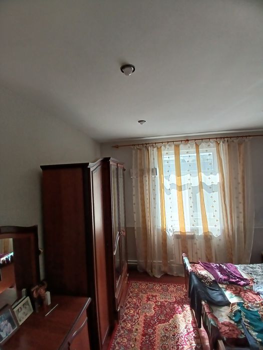 Сурум калинина 3х дом. 15 сотки земли