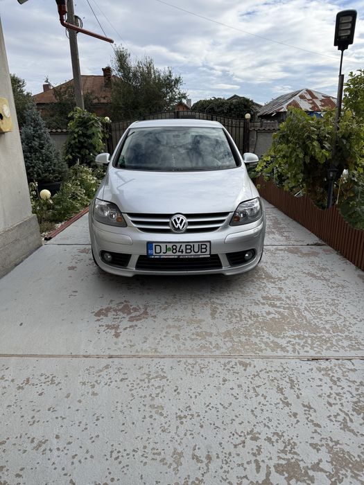 Volkswagen golf 5 plus
