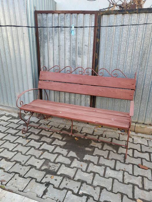 Продам скамейки в отличном состоянии.