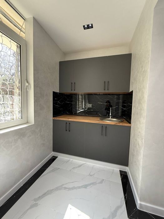 Лабзар Ц-13 евро нежилое помещение 112кв.м первая линия срочно