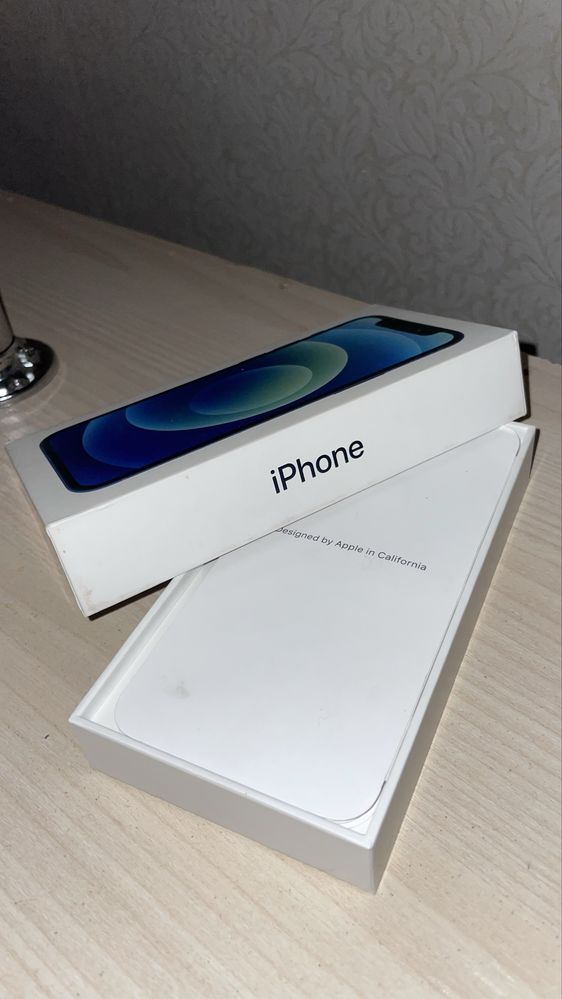 Iphone 12mini с чехлом обмен на мопед предлагайте
