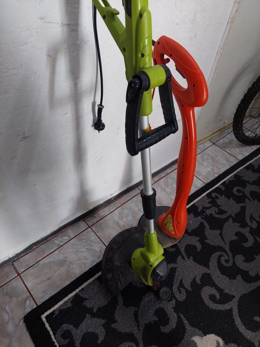 Mașini electrice de tuns iarba second-hand