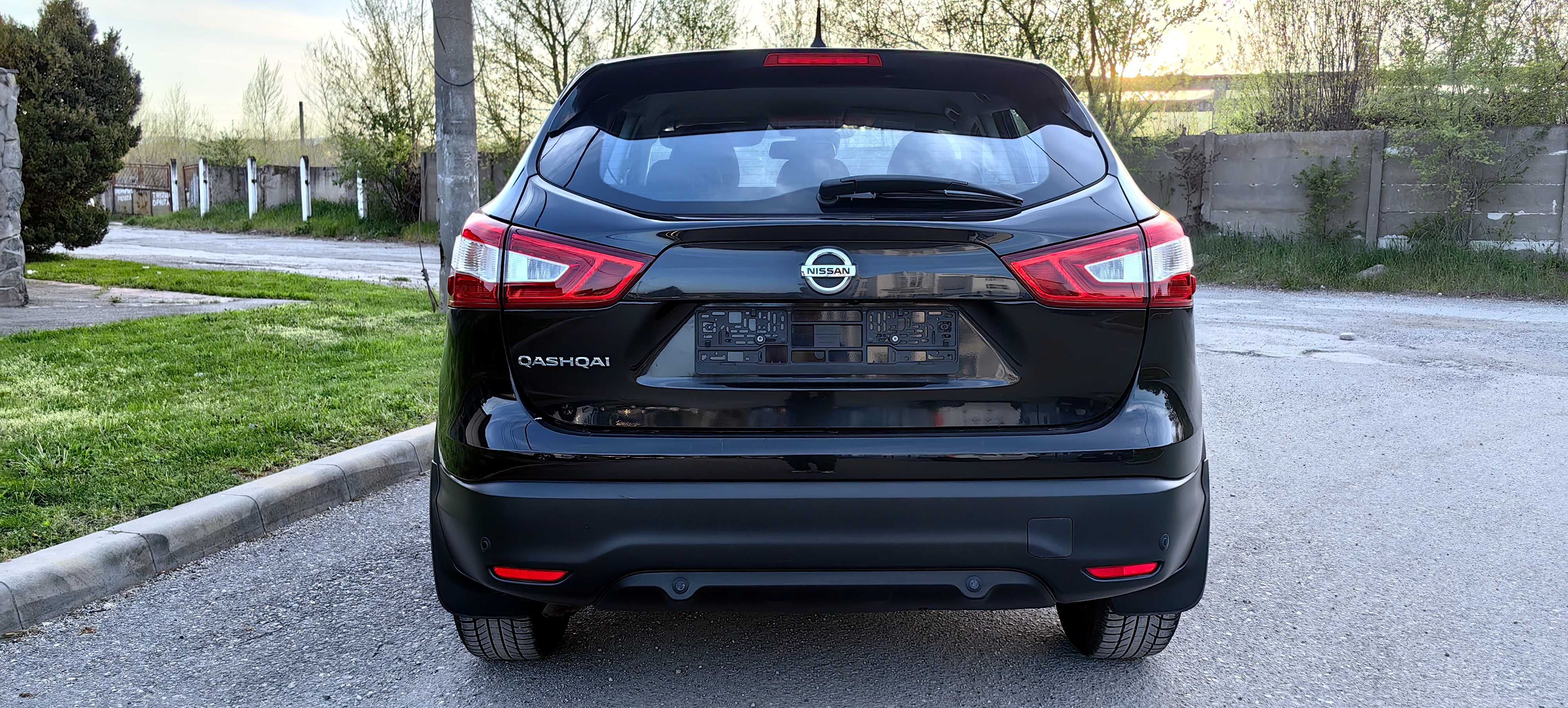 Qashqai Euro 6 // 2016 // Navi // Camera marsalier // Lane assist